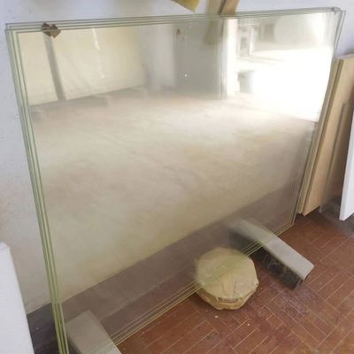 Customizable Radiation Protection Lead Glass with High Shielding Frequency and 30-40% Lead Content for X-ray Shielding