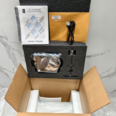 Ergonomic Dose Calibrator for Reduced Radiation Exposure in Hot Cells