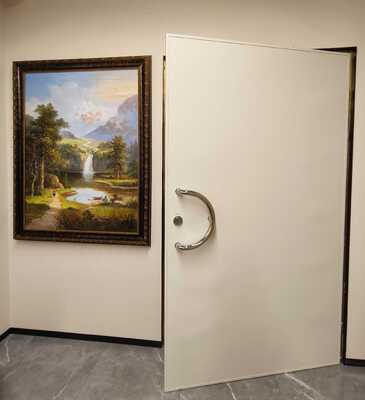Manual Locking RF Shielded Doors with 100 dB Shielding Effectiveness and Non-Magnetic Materials for MRI Suites
