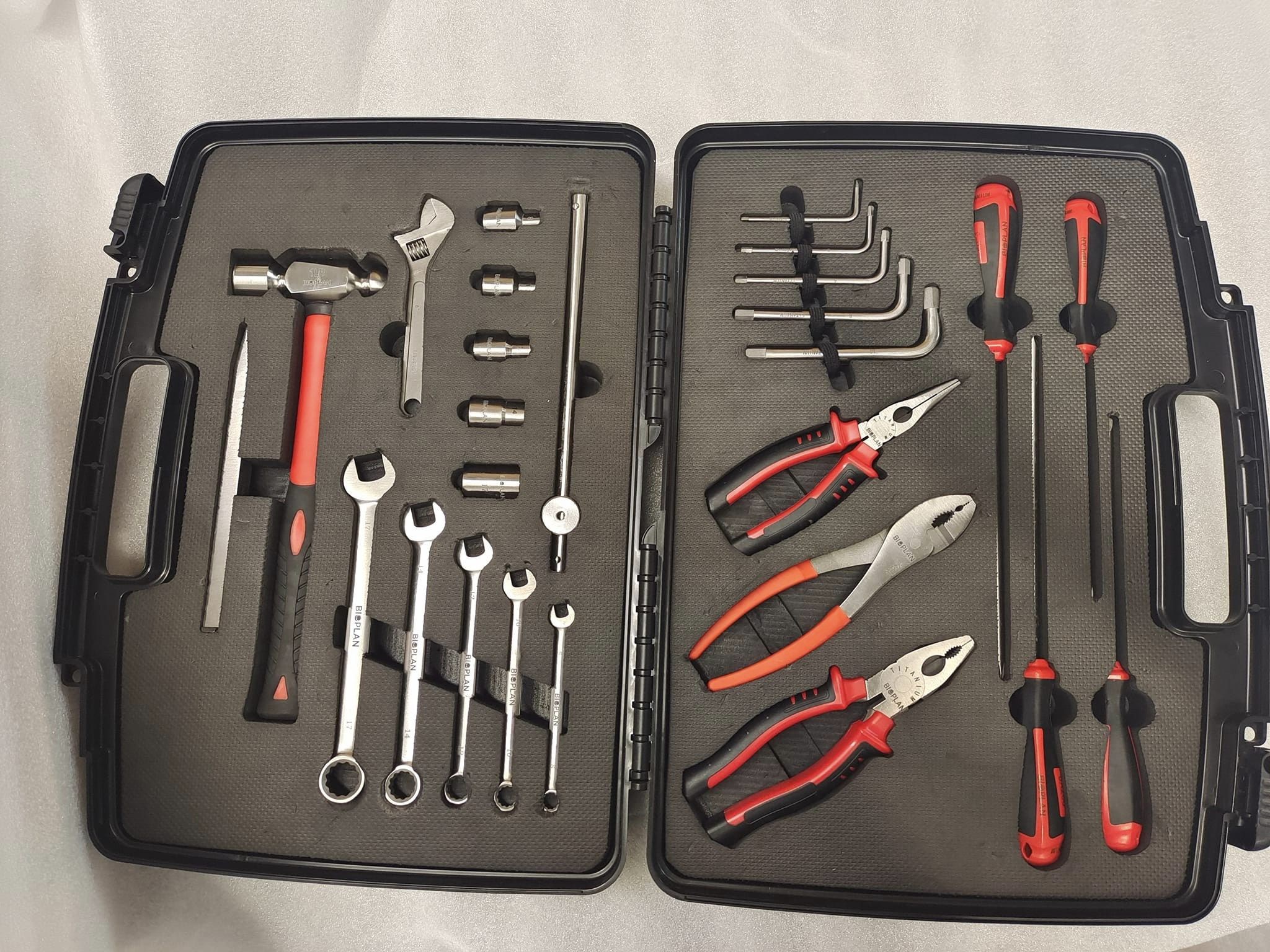 Corrosion Resistant Titanium Industrial Tool Kit In Black Hard Plastic ...